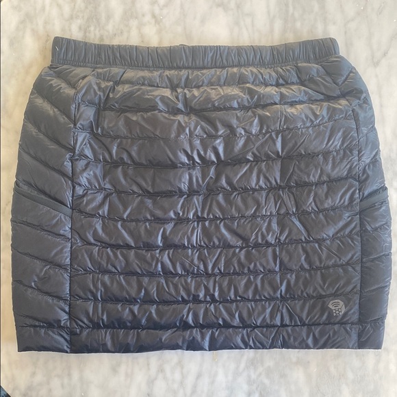 NWOT Stylish Black Quilted Skirt-mountain hardware - Picture 11 of 11